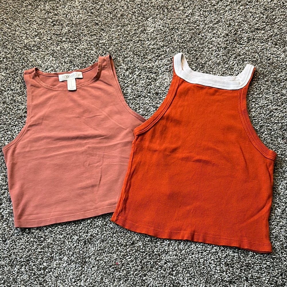 Sleeveless Crop Tank Tops in Rust and Terracotta